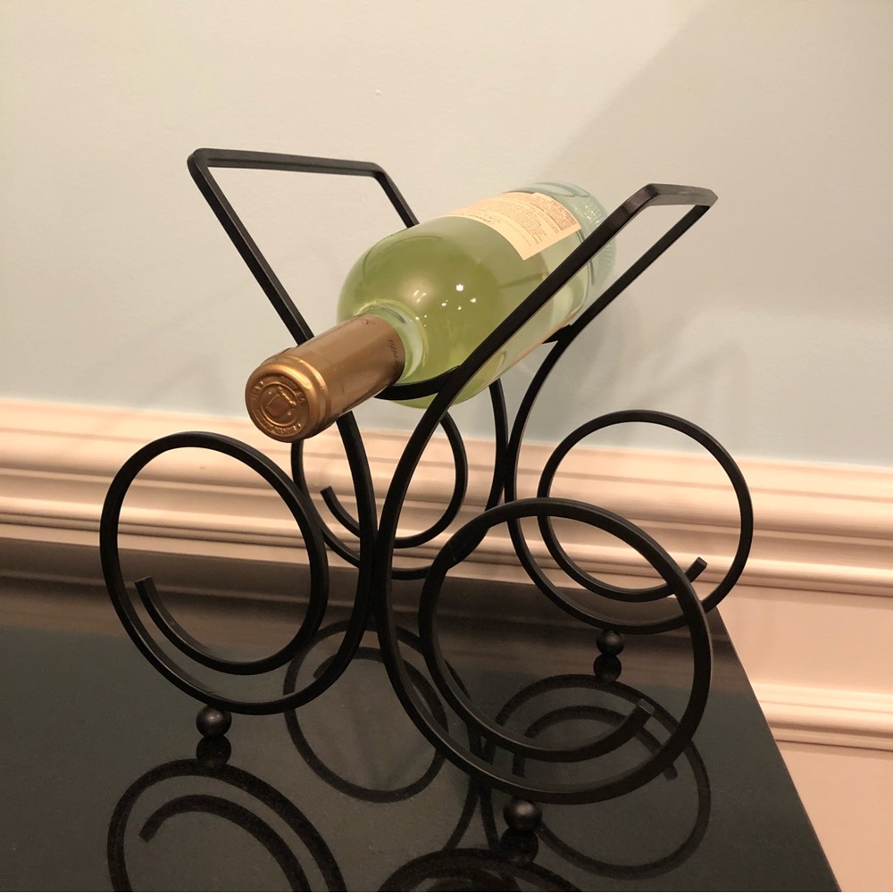 Tabletop 3 bottle wine rack